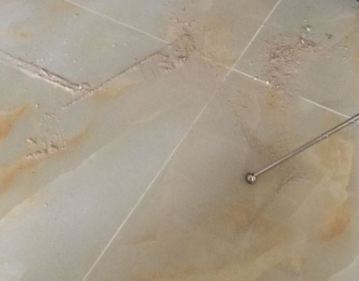 咸阳市瓷砖空鼓维修公司分享粘合剂选择不当在瓷砖铺贴过程中可能导致以下问题